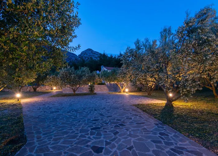 Little Stone House *